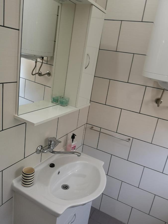 Apartments Merion Starigrad Paklenica Cameră foto